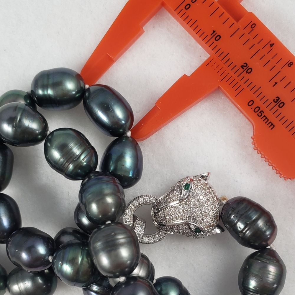 REAL - 11mm Black Pearl Necklace - Picture 6 of 6